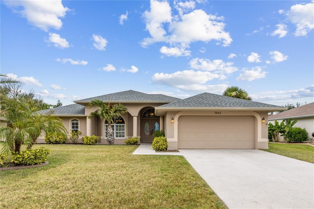 Recently Sold: $435,000 (3 beds, 2 baths, 2230 Square Feet)