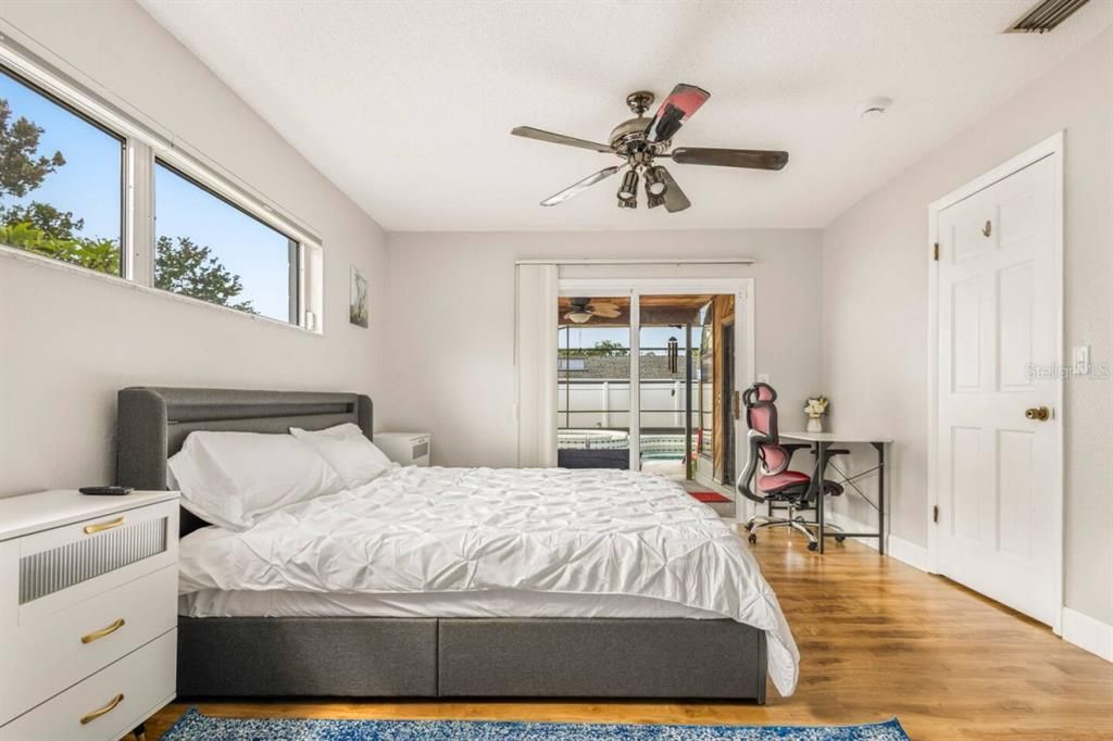 For Rent: $4,999 (4 beds, 2 baths, 2251 Square Feet)