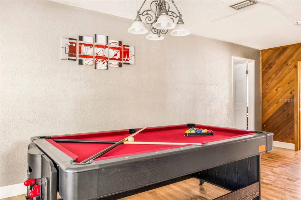 For Rent: $4,999 (4 beds, 2 baths, 2251 Square Feet)