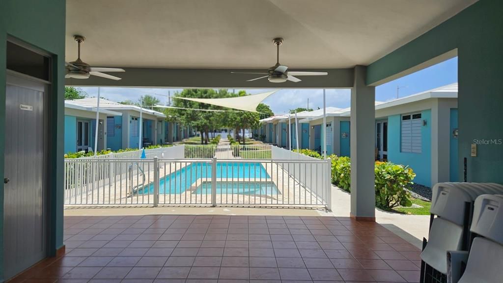 出租: $1,300 (2 贝兹, 1 浴室, 5219 平方英尺)