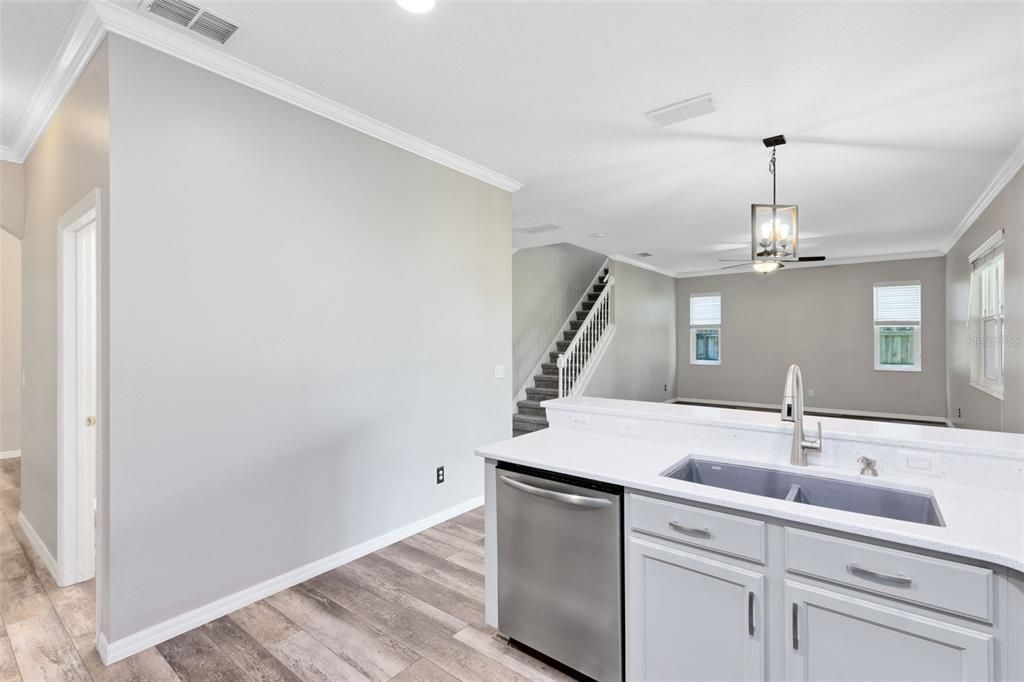 Active With Contract: $499,000 (4 beds, 3 baths, 2864 Square Feet)