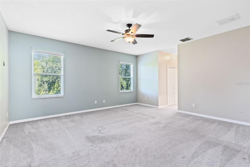 Active With Contract: $499,000 (4 beds, 3 baths, 2864 Square Feet)