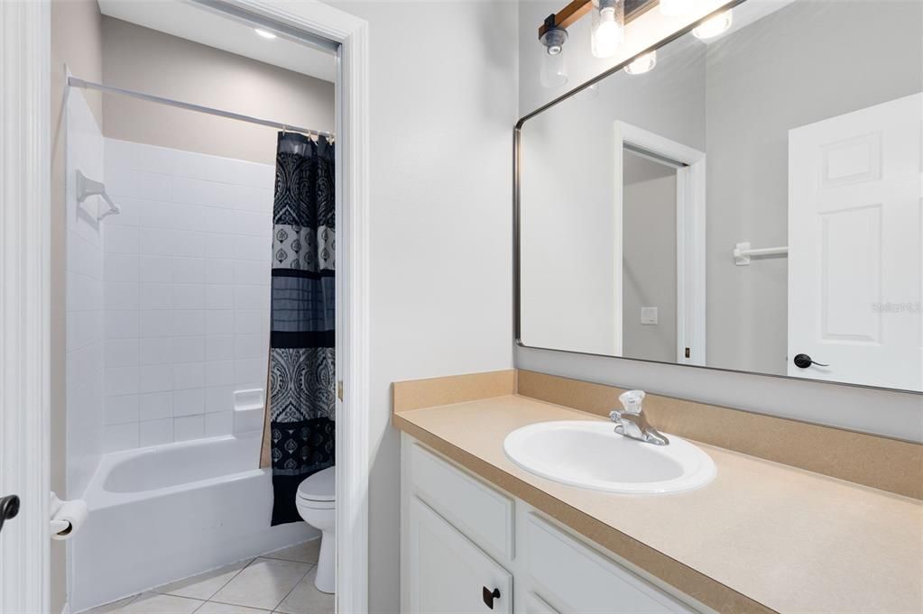 Active With Contract: $499,000 (4 beds, 3 baths, 2864 Square Feet)