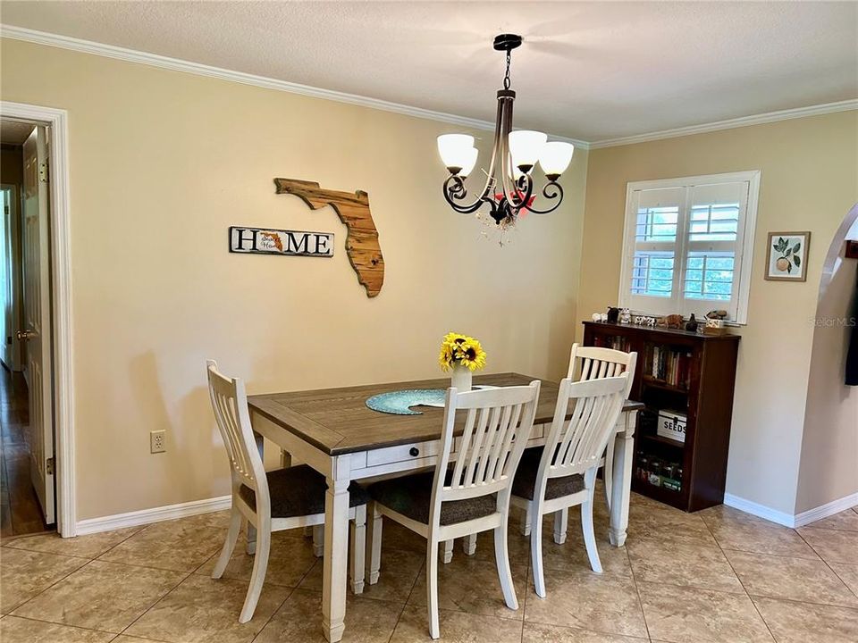 For Sale: $620,000 (3 beds, 2 baths, 2004 Square Feet)