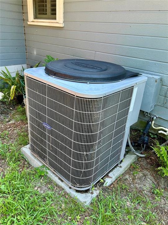 For Sale: $620,000 (3 beds, 2 baths, 2004 Square Feet)