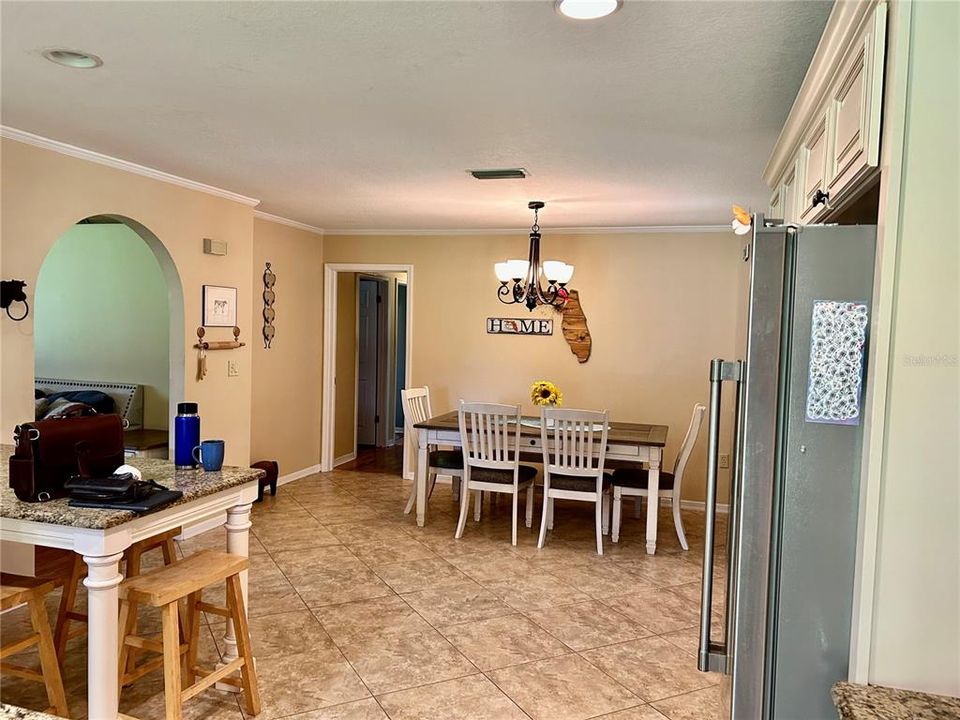 For Sale: $620,000 (3 beds, 2 baths, 2004 Square Feet)