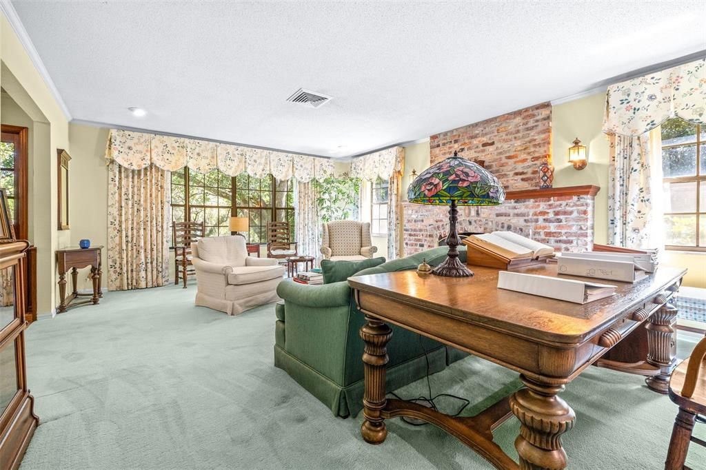 En Venta: $719,000 (4 camas, 3 baños, 2796 Pies cuadrados)