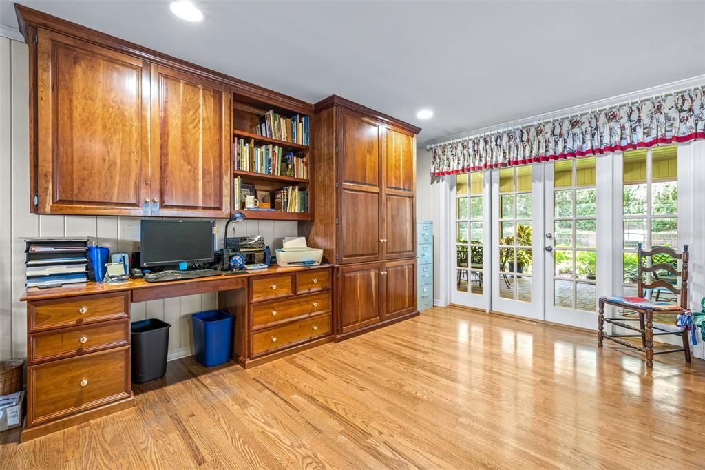 En Venta: $719,000 (4 camas, 3 baños, 2796 Pies cuadrados)