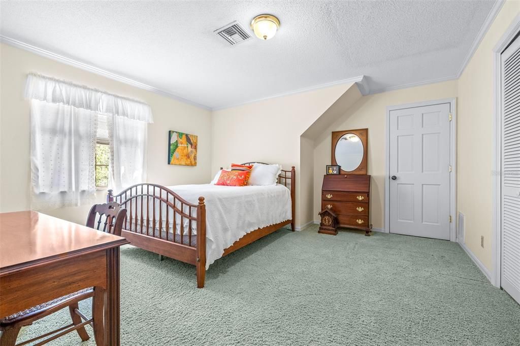 En Venta: $719,000 (4 camas, 3 baños, 2796 Pies cuadrados)