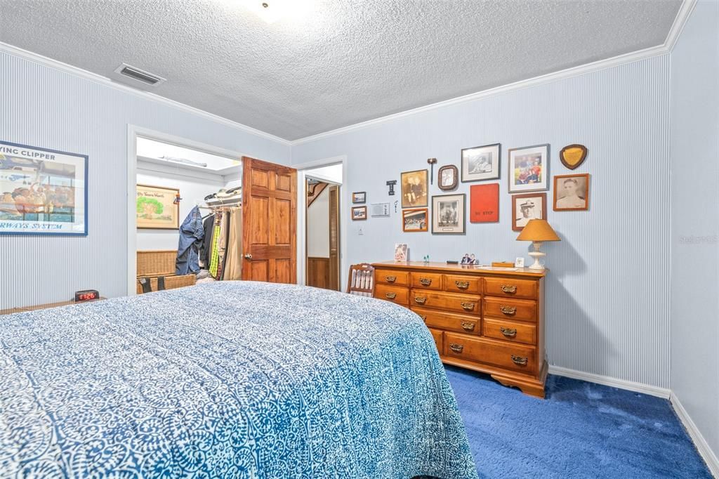 En Venta: $719,000 (4 camas, 3 baños, 2796 Pies cuadrados)