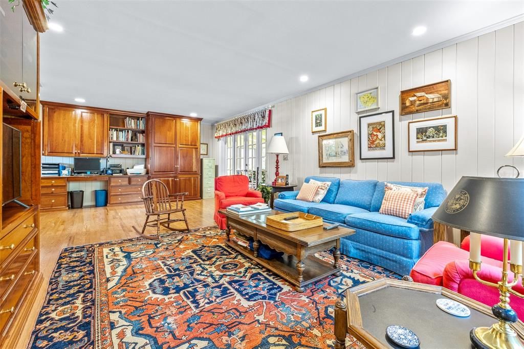 En Venta: $719,000 (4 camas, 3 baños, 2796 Pies cuadrados)