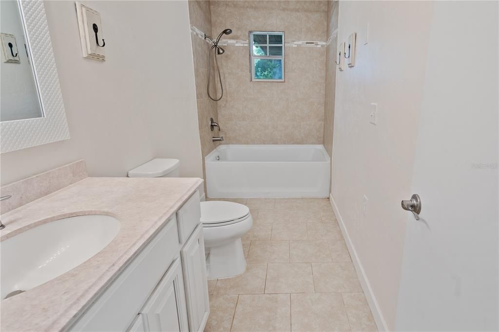 待售: $327,000 (3 贝兹, 2 浴室, 1773 平方英尺)