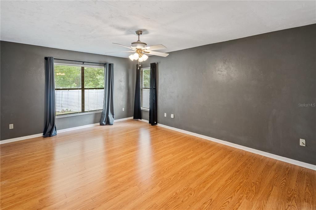 待售: $327,000 (3 贝兹, 2 浴室, 1773 平方英尺)