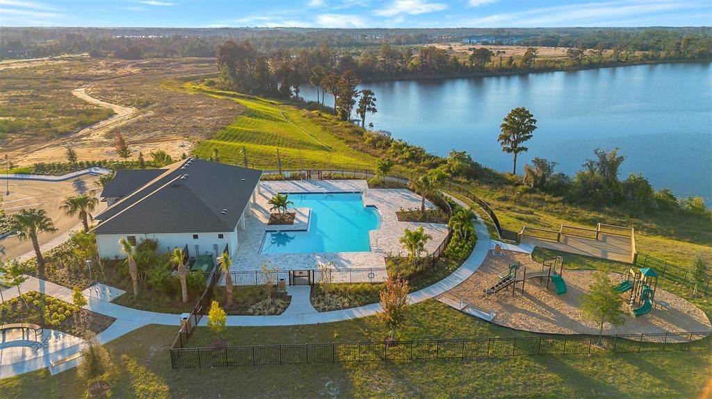 В аренду: $4,300 (4 спален, 3 ванн, 2605 Квадратных фут)