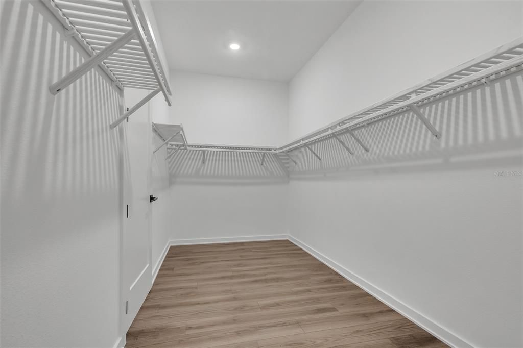 В аренду: $4,300 (4 спален, 3 ванн, 2605 Квадратных фут)