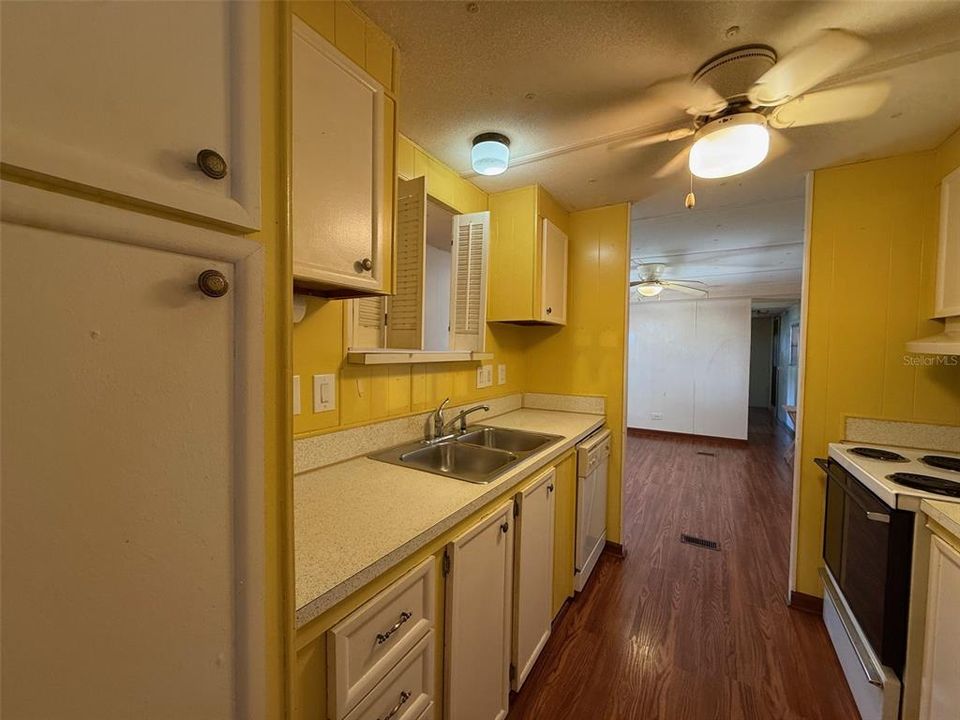 En Venta: $45,000 (2 camas, 1 baños, 672 Pies cuadrados)