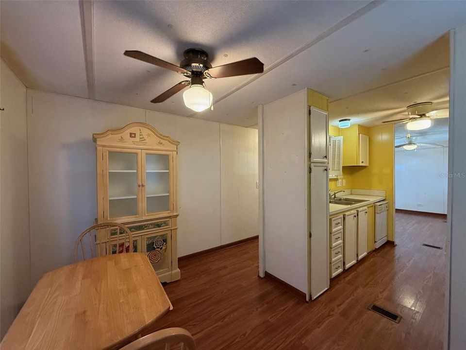 En Venta: $45,000 (2 camas, 1 baños, 672 Pies cuadrados)