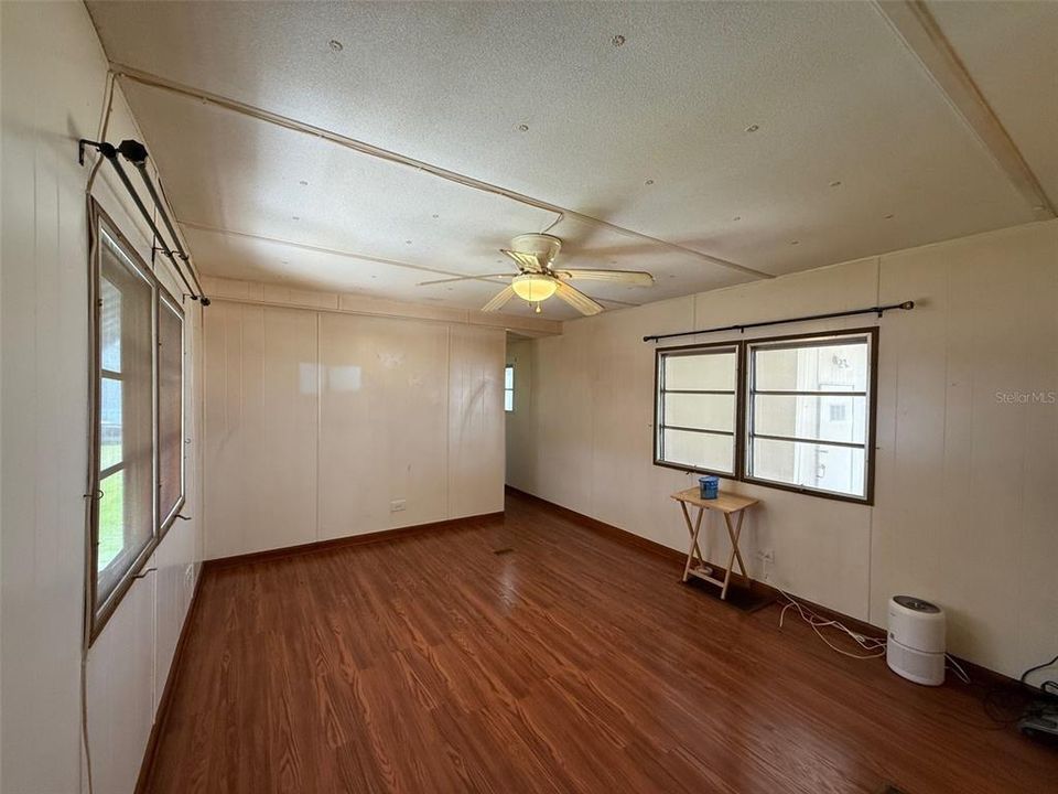 En Venta: $45,000 (2 camas, 1 baños, 672 Pies cuadrados)