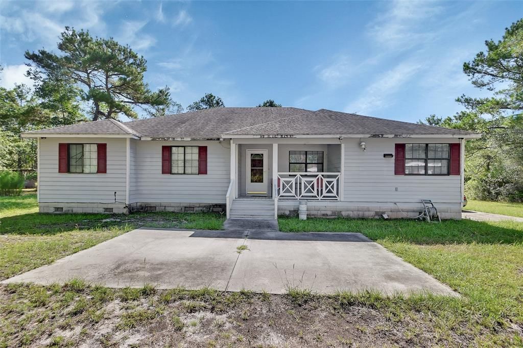 Recently Sold: $475,000 (3 beds, 2 baths, 1846 Square Feet)