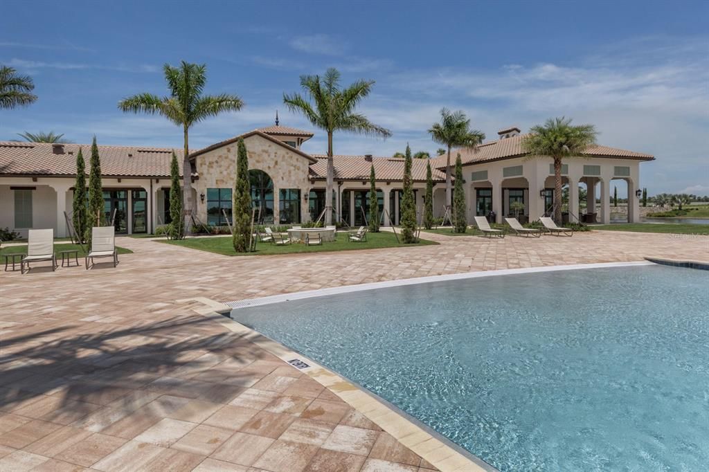 For Sale: $295,000 (2 beds, 2 baths, 1398 Square Feet)