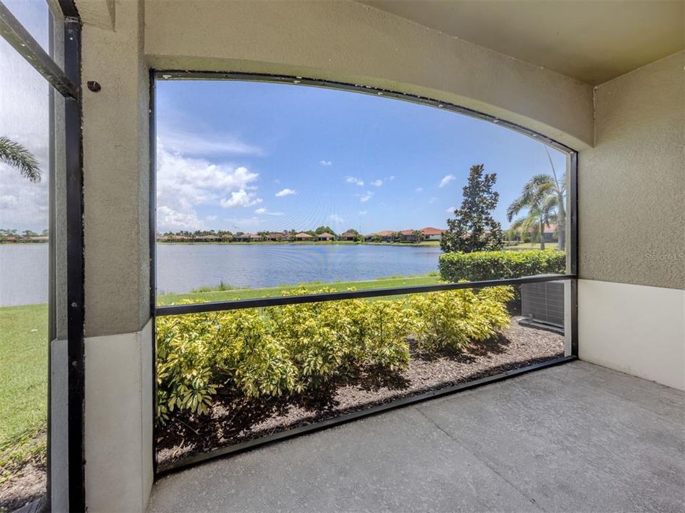 For Sale: $295,000 (2 beds, 2 baths, 1398 Square Feet)