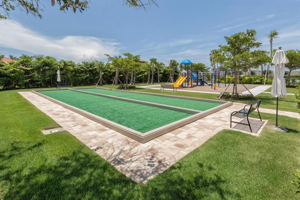 For Sale: $295,000 (2 beds, 2 baths, 1398 Square Feet)