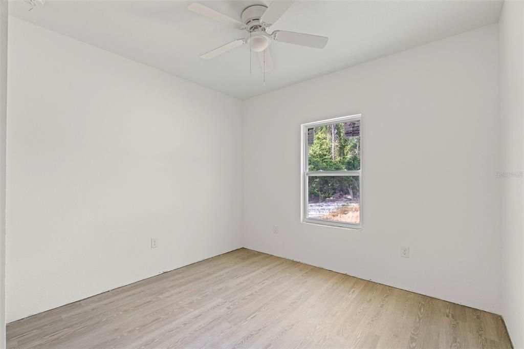 На продажу: $260,000 (3 спален, 2 ванн, 1537 Квадратных фут)