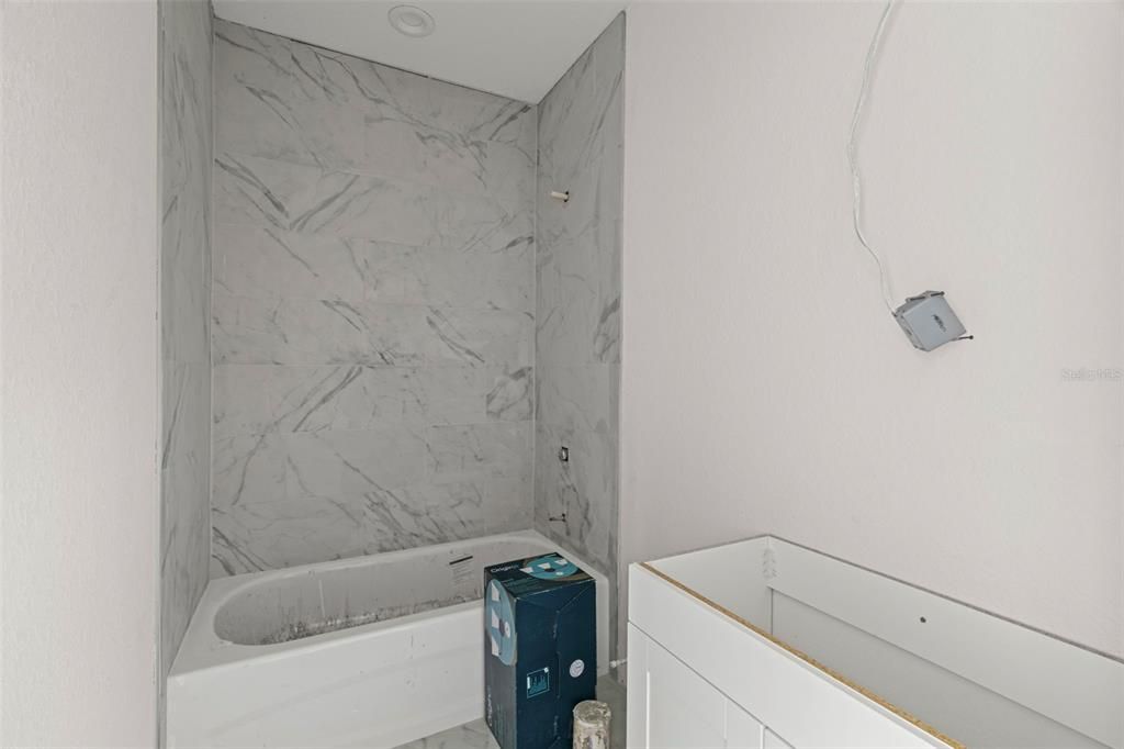 На продажу: $260,000 (3 спален, 2 ванн, 1537 Квадратных фут)