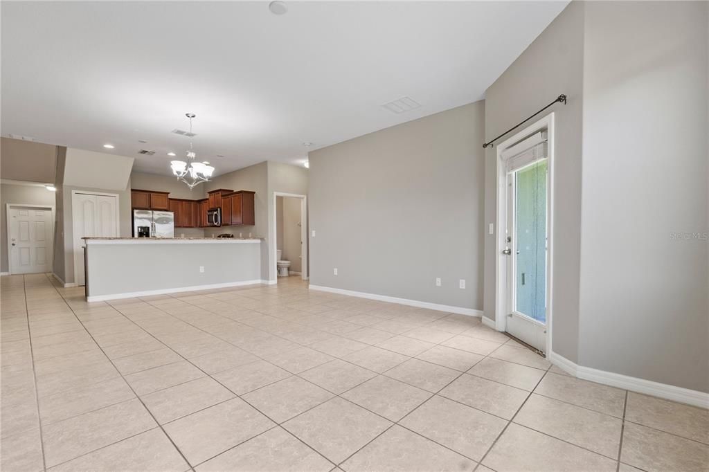 Active With Contract: $2,295 (4 beds, 2 baths, 2550 Square Feet)