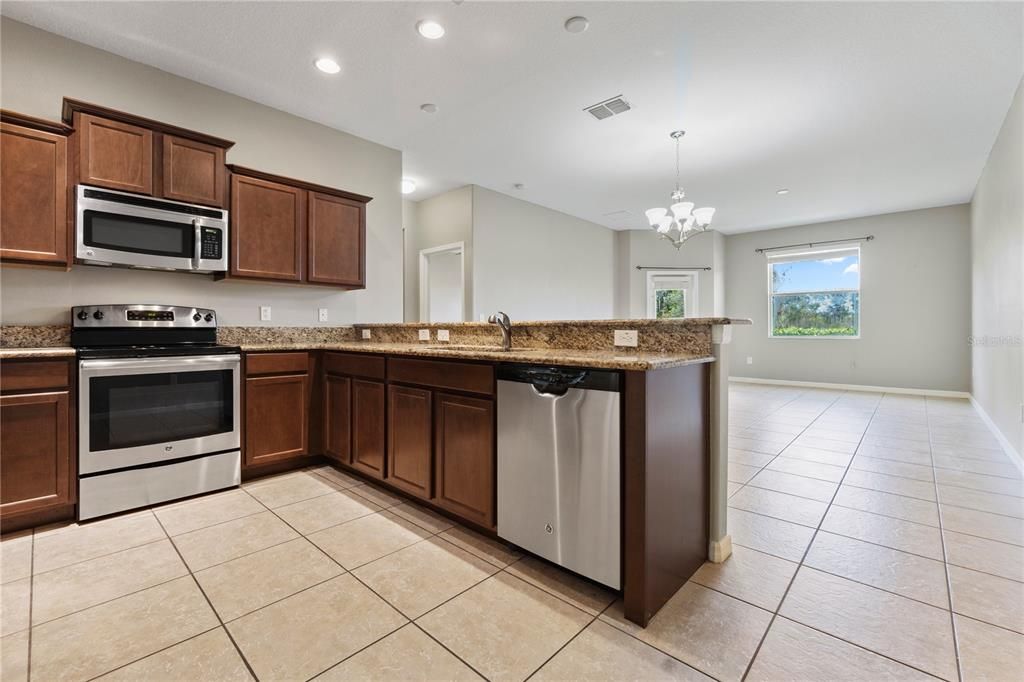 Active With Contract: $2,295 (4 beds, 2 baths, 2550 Square Feet)