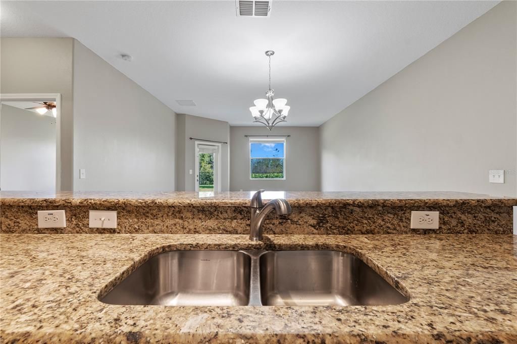 Active With Contract: $2,295 (4 beds, 2 baths, 2550 Square Feet)