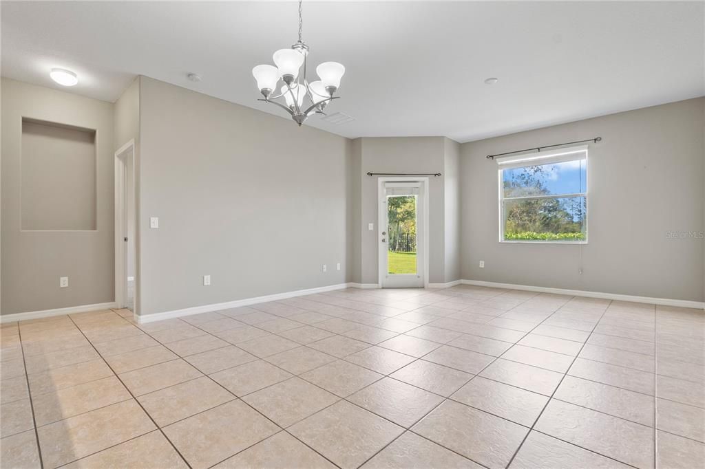 Active With Contract: $2,295 (4 beds, 2 baths, 2550 Square Feet)