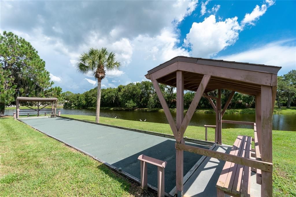 Active With Contract: $198,000 (2 beds, 2 baths, 1250 Square Feet)