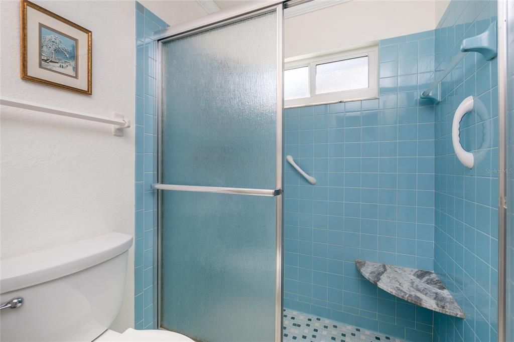 Active With Contract: $198,000 (2 beds, 2 baths, 1250 Square Feet)