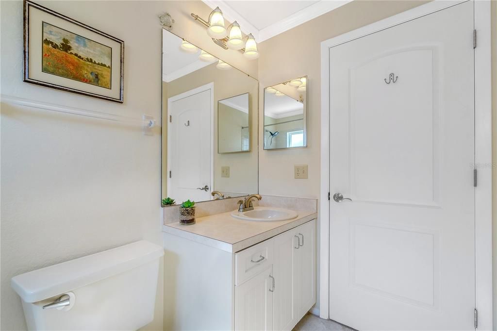 Active With Contract: $198,000 (2 beds, 2 baths, 1250 Square Feet)