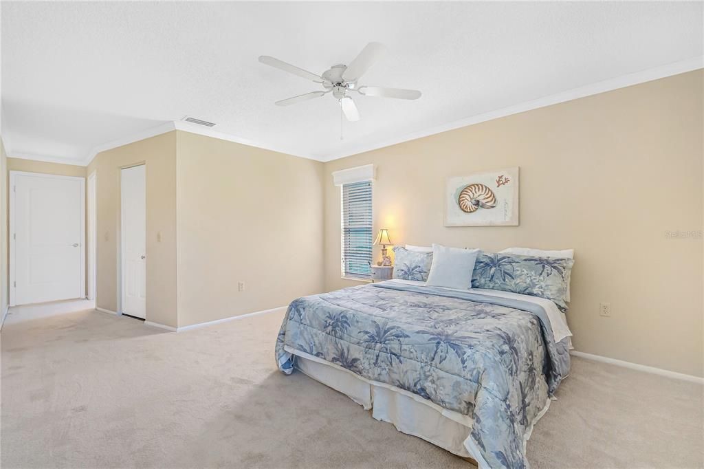 Active With Contract: $198,000 (2 beds, 2 baths, 1250 Square Feet)