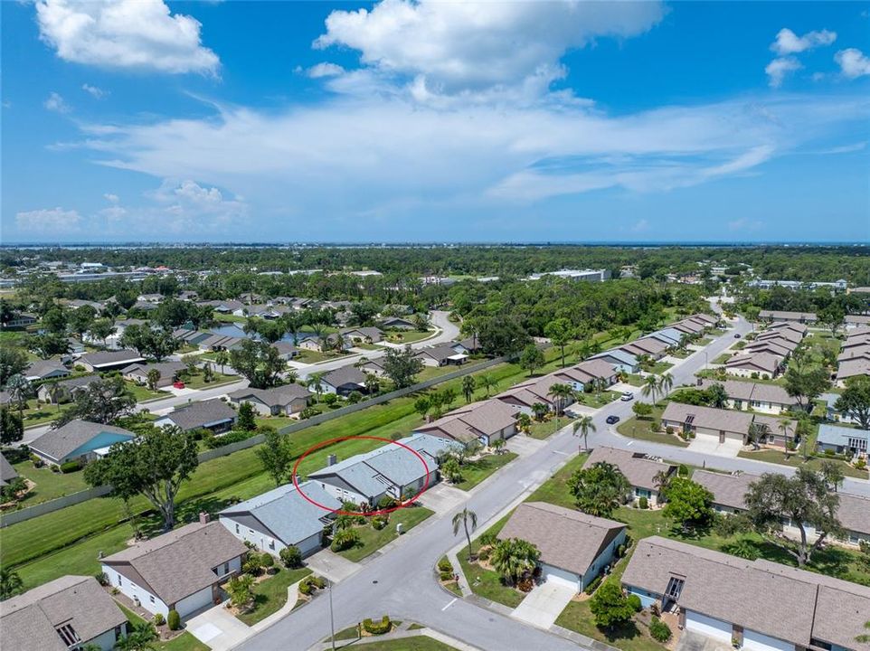 Active With Contract: $198,000 (2 beds, 2 baths, 1250 Square Feet)