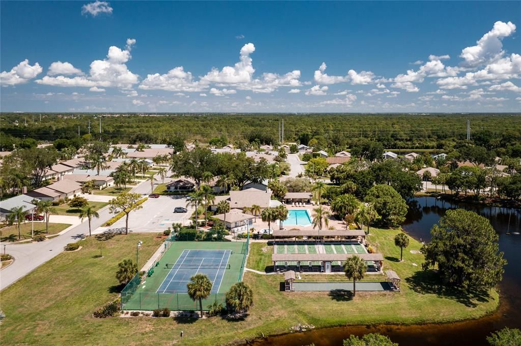 Active With Contract: $198,000 (2 beds, 2 baths, 1250 Square Feet)