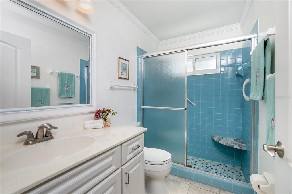 Active With Contract: $198,000 (2 beds, 2 baths, 1250 Square Feet)