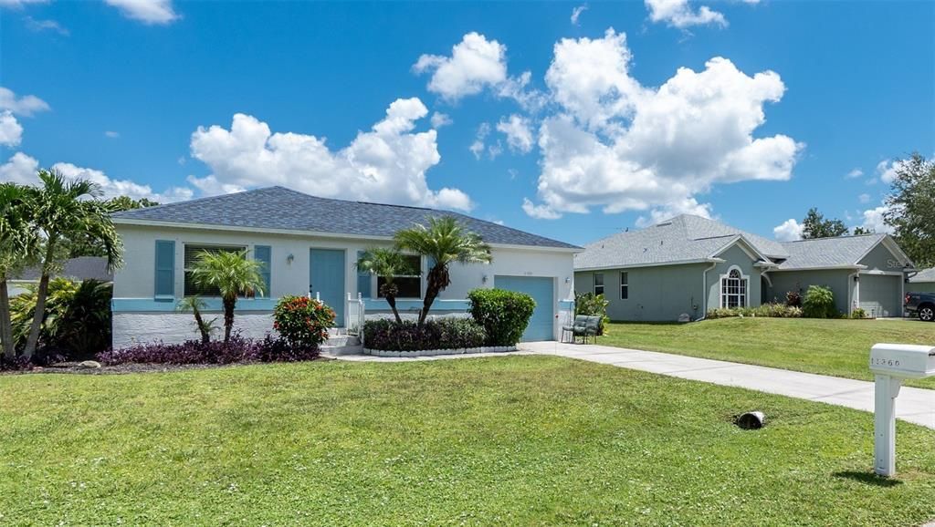 For Sale: $239,900 (3 beds, 2 baths, 858 Square Feet)