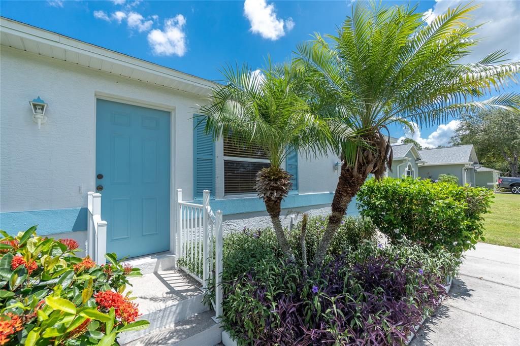 For Sale: $239,900 (3 beds, 2 baths, 858 Square Feet)