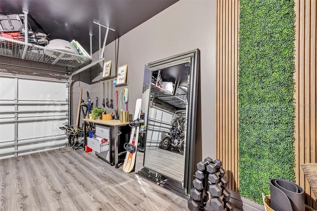 合同活跃: $1,129,000 (5 贝兹, 4 浴室, 3616 平方英尺)