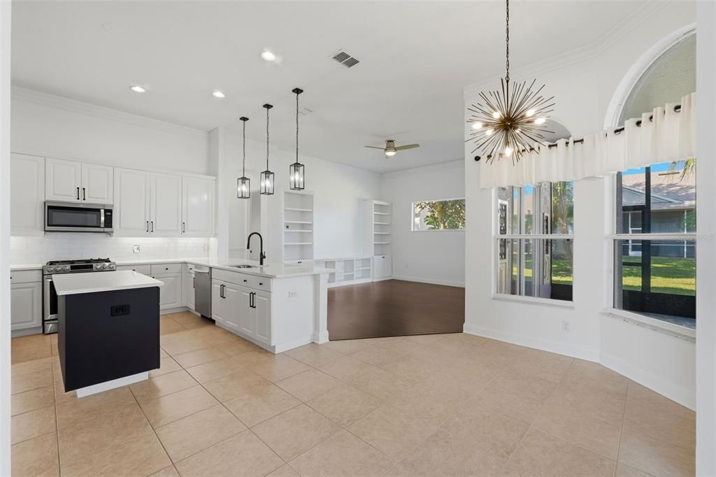 На продажу: $450,000 (3 спален, 2 ванн, 2506 Квадратных фут)