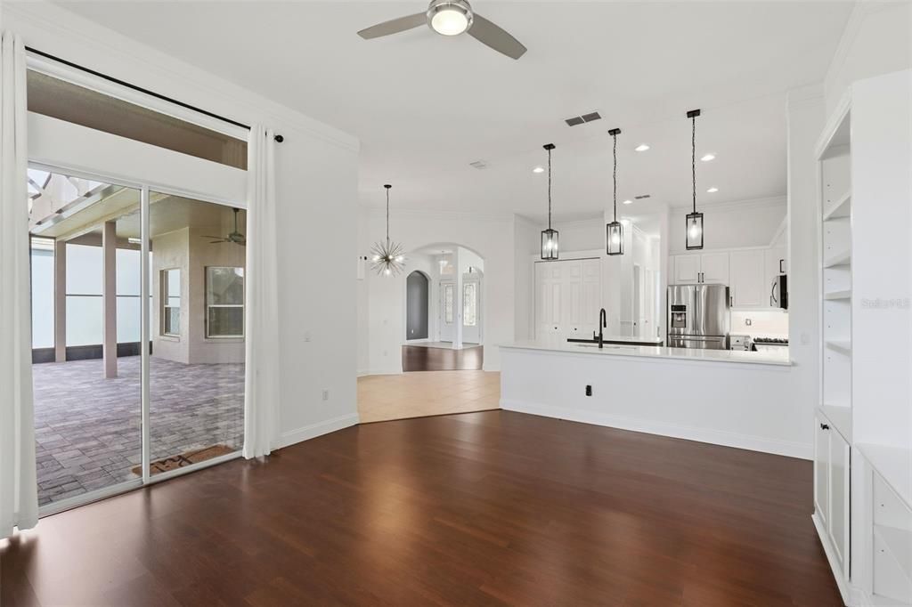 На продажу: $450,000 (3 спален, 2 ванн, 2506 Квадратных фут)