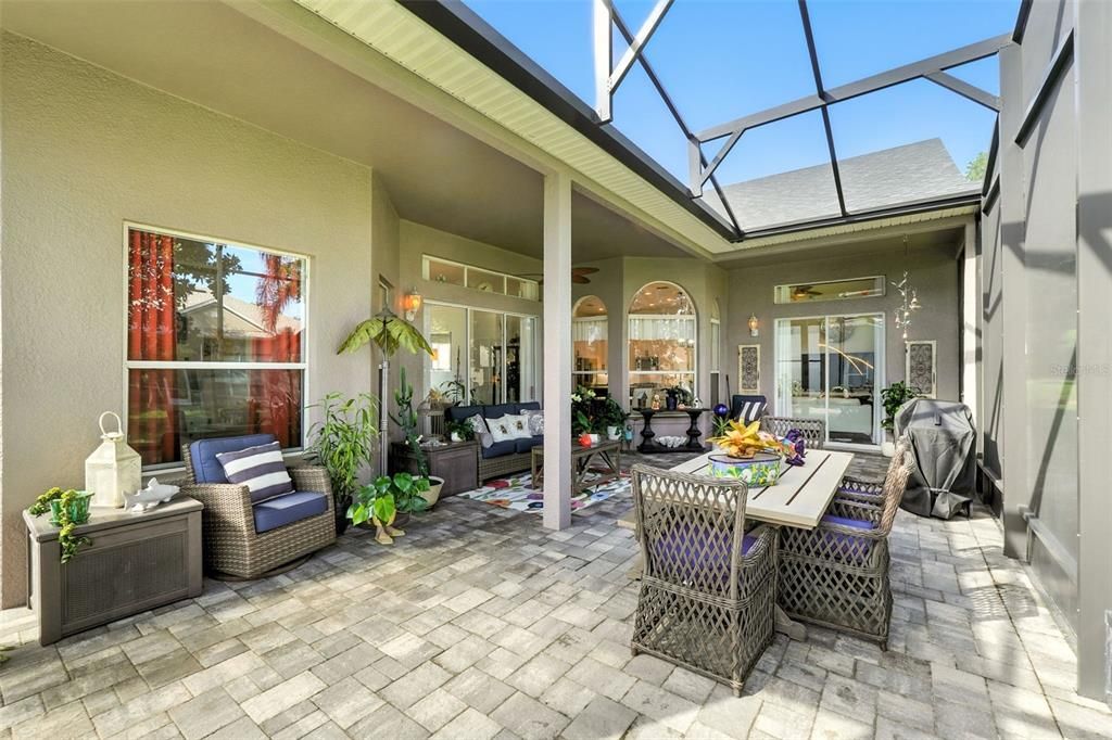 На продажу: $450,000 (3 спален, 2 ванн, 2506 Квадратных фут)