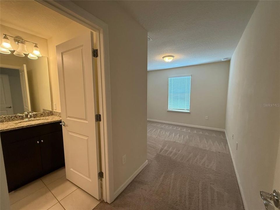 En Venta: $419,000 (5 camas, 4 baños, 2283 Pies cuadrados)