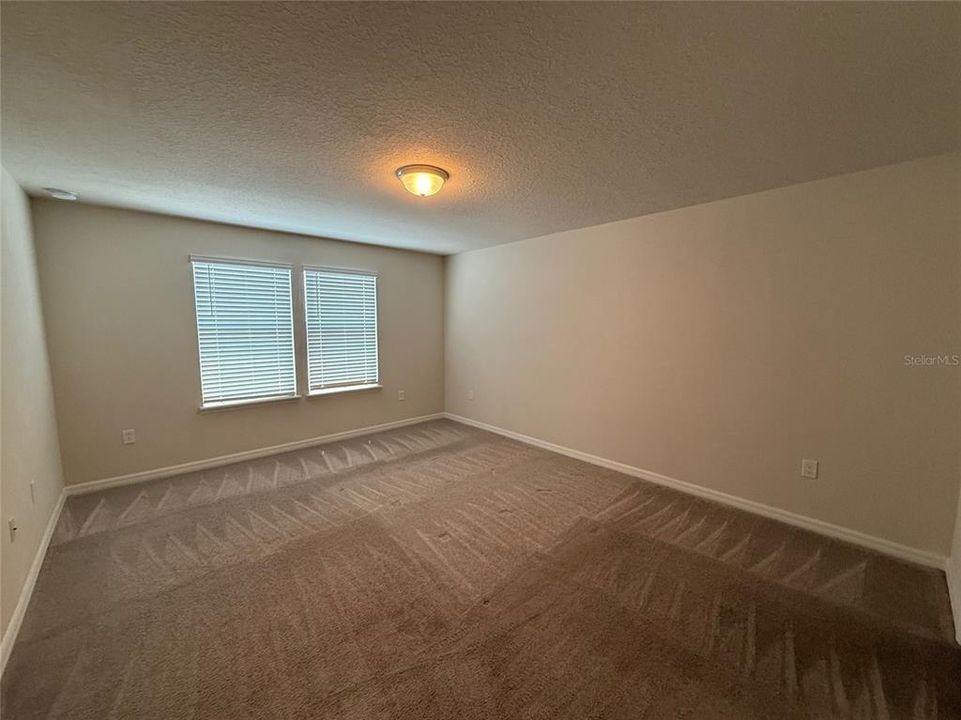 En Venta: $419,000 (5 camas, 4 baños, 2283 Pies cuadrados)