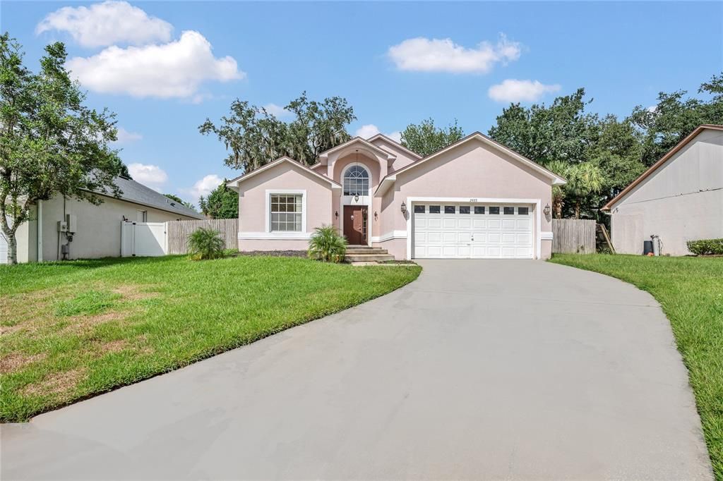 最近租的: $2,200 (3 贝兹, 2 浴室, 1305 平方英尺)