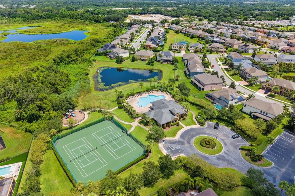 Activo con contrato: $749,900 (5 camas, 4 baños, 4258 Pies cuadrados)