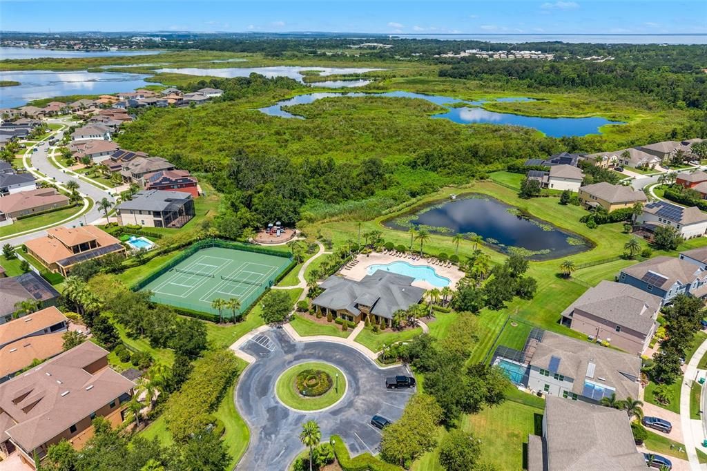 Activo con contrato: $749,900 (5 camas, 4 baños, 4258 Pies cuadrados)